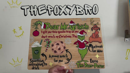 Grinch treat tray
